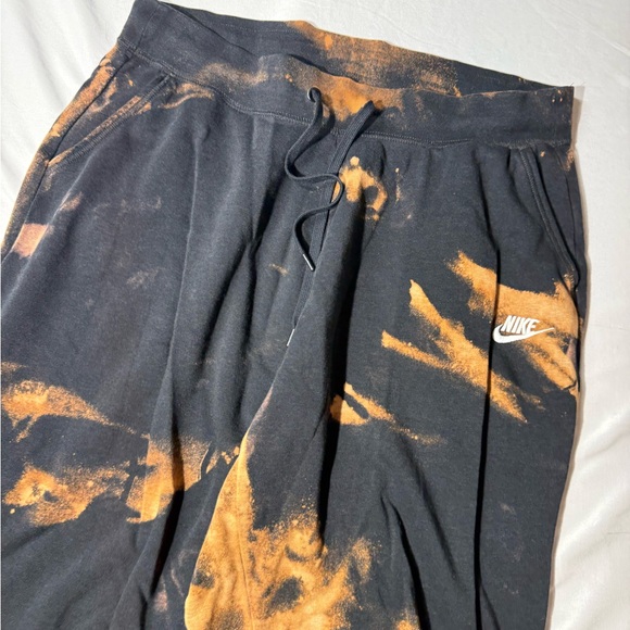 Nike Jogger Sweatpants Size Large Lightweight Bleach Tie Dye Drawstring - Picture 3 of 7